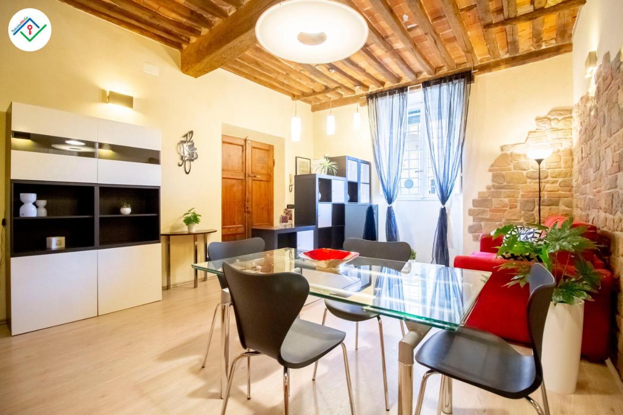 Antica Piazza Apartment By Tuscanywego Lucca Ngoại thất bức ảnh