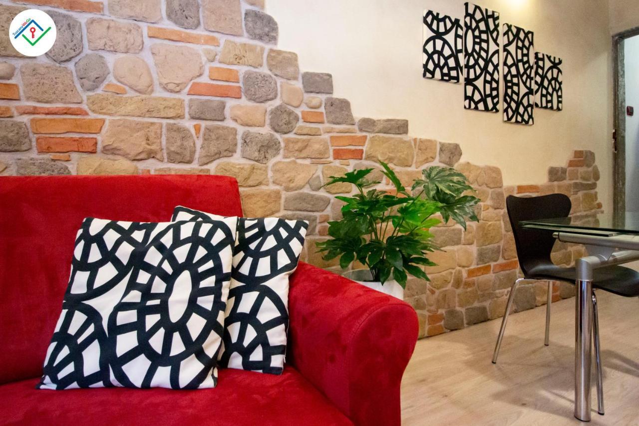 Antica Piazza Apartment By Tuscanywego Lucca Ngoại thất bức ảnh