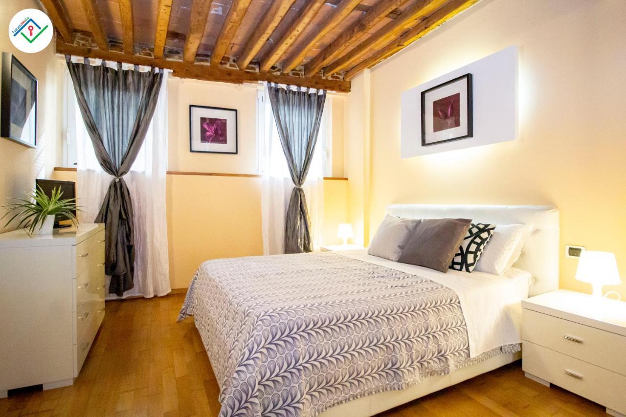 Antica Piazza Apartment By Tuscanywego Lucca Ngoại thất bức ảnh